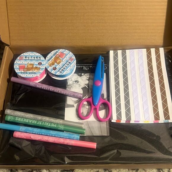 Create your own memories album Kit - Picture 1 of 2
